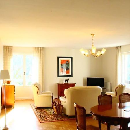 Large 2 Bed-Balcony-7 Mins Walk To Historic Centre Daire Sarlat-la-Canéda Dış mekan fotoğraf