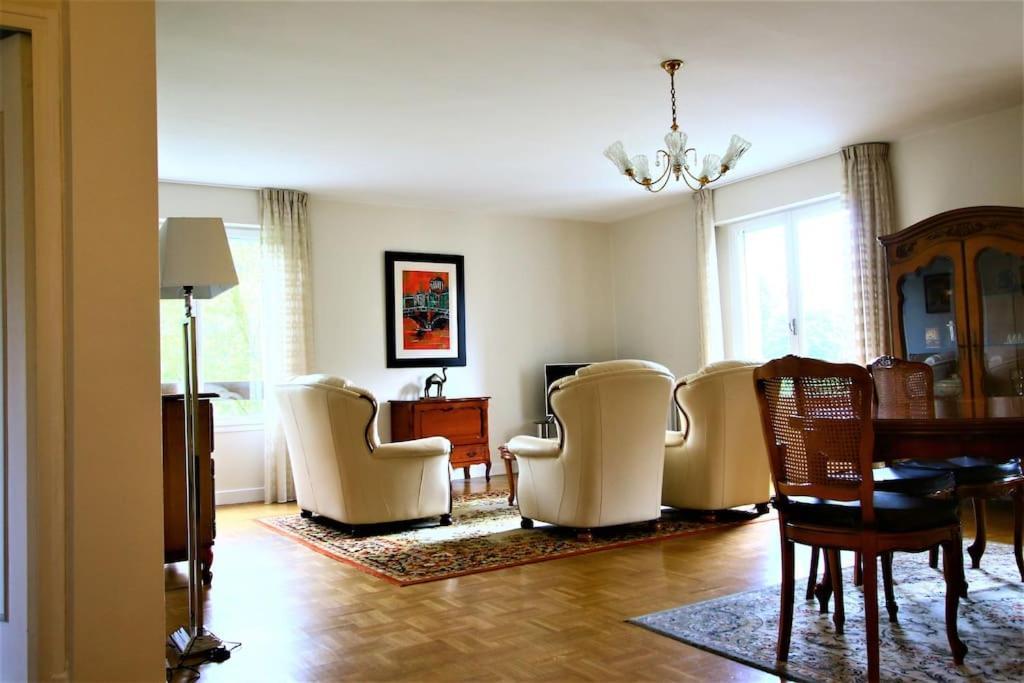 Large 2 Bed-Balcony-7 Mins Walk To Historic Centre Daire Sarlat-la-Canéda Dış mekan fotoğraf