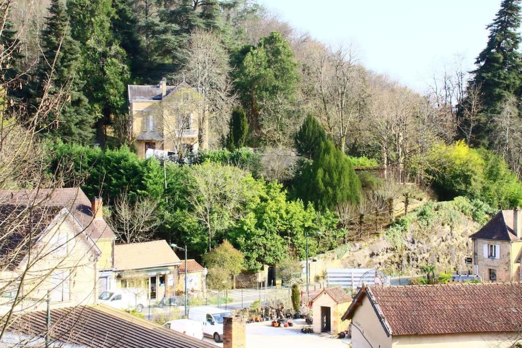 Large 2 Bed-Balcony-7 Mins Walk To Historic Centre Daire Sarlat-la-Canéda Dış mekan fotoğraf